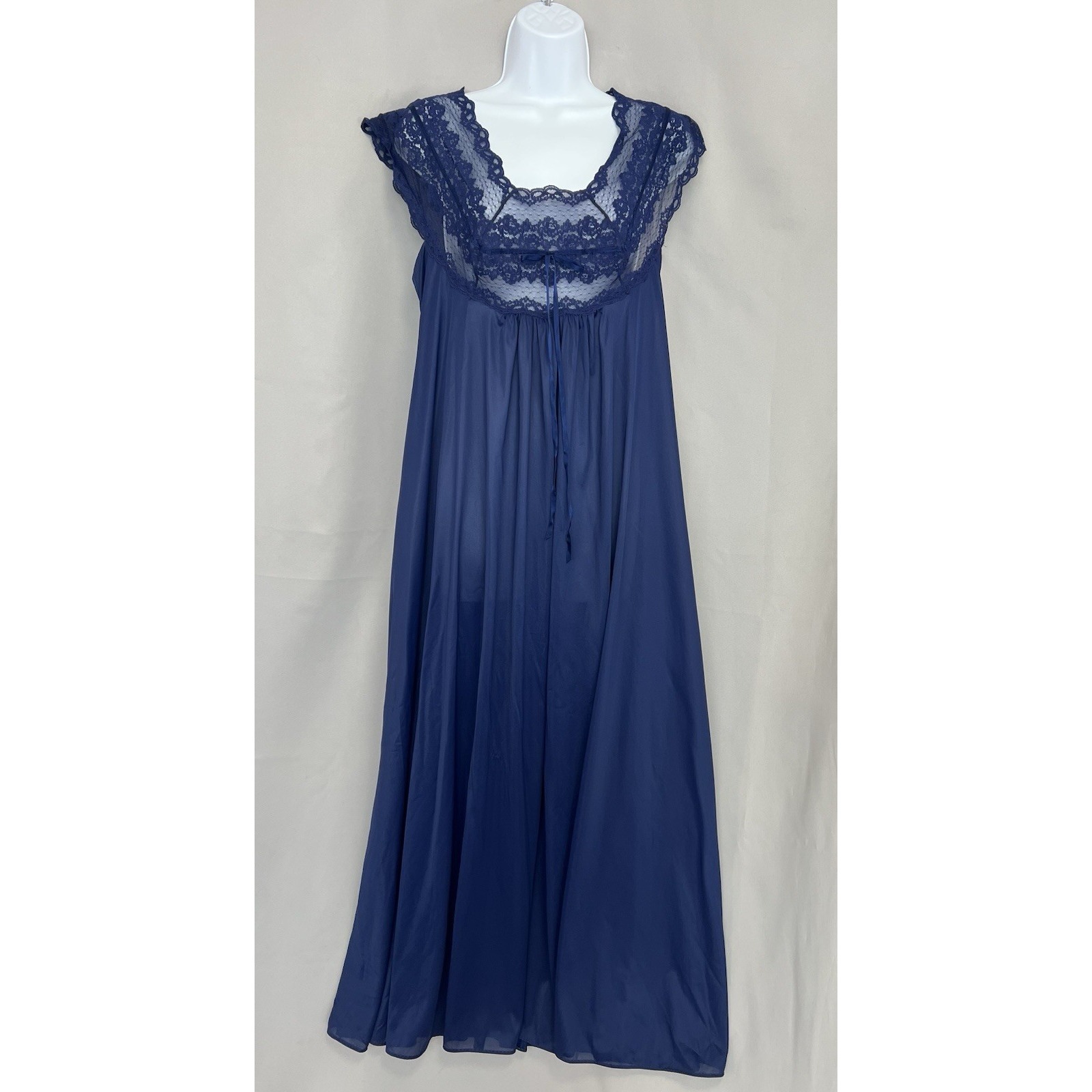 Vintage Olga Navy Blue Nightgown Lace Detail Style 9659 Size Medium Y2k